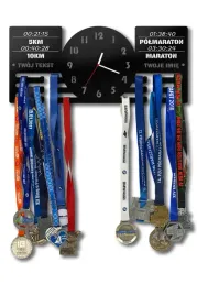 wieszak-na-medale-z-zegarem-rekordy-bieganie-run-twoje-imie-366-1