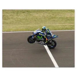 plakaty-50x40-valentino-rossi-motocykl