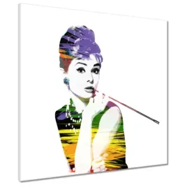 obrazy-60x60-audrey-hepburn-cygaretka
