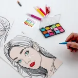 kidea-kolorowanka-plansze-make-up-rodzaj-kolorowanka-z-naklejkami