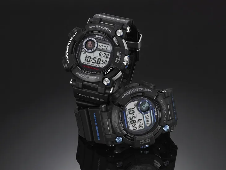 zegarek-meski-casio-g-shock-frogman-mechanizm-bateria-sloneczna