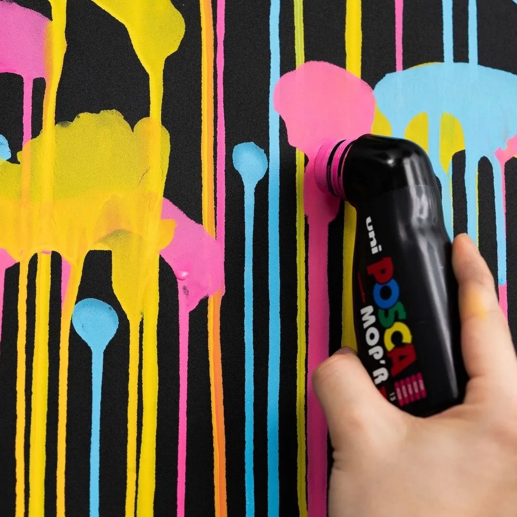 marker-posca-pcm-22-mop-r-do-graffiti-czarny-stan-nowy
