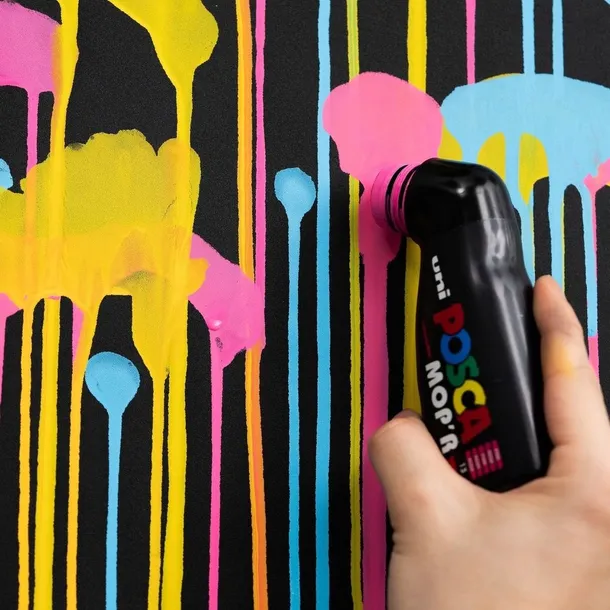 marker-posca-pcm-22-mop-r-do-graffiti-czarny-kolor-rozowy
