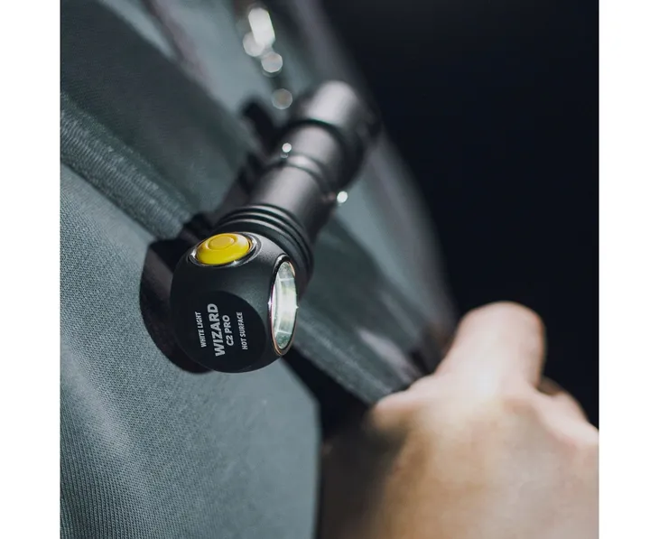 latarka-armytek-wizard-c2-pro-magnet-usb-warm-3w1-marka-armytek