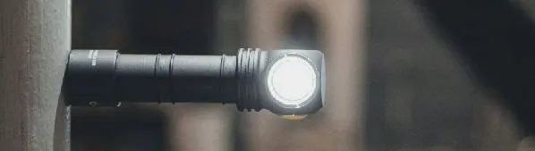 latarka-armytek-wizard-c2-pro-magnet-usb-warm-3w1