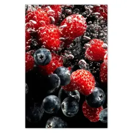 fototapety-122x184-borowki-i-maliny-woda