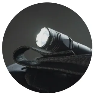 latarka-armytek-dobermann-pro-magnet-usb-olive-material-aluminium