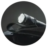 latarka-armytek-dobermann-pro-magnet-usb-olive-material-aluminium