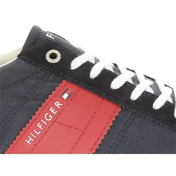 playoff-1c1-kod-producenta-fm56821095403-marka-tommy-hilfiger