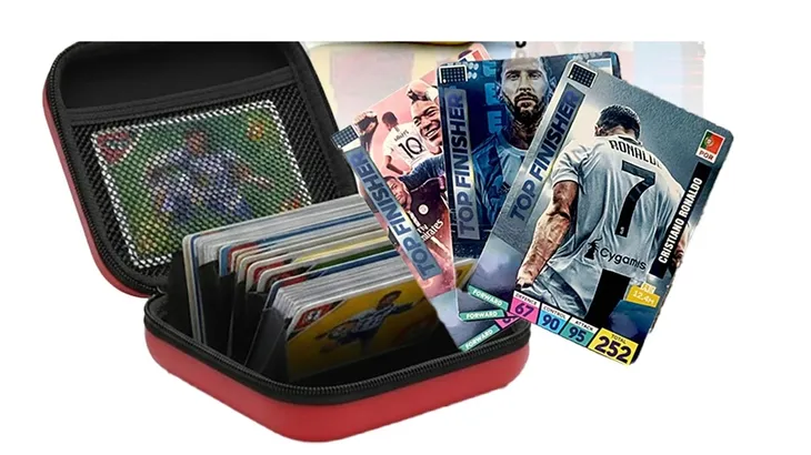 ETUI, PORTFEL NA KARTY PIŁKARSKIE + 45 KART Z PIŁKARZAMI+GRATIS