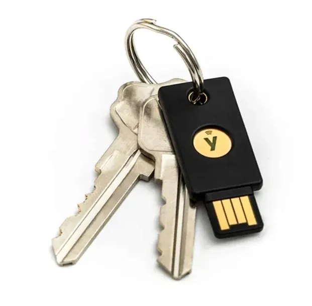 klucz-security-key-nfc-by-yubico-stan-opakowania-oryginalne-model-security-key-nfc