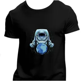 koszulka-meska-czarna-nadruk-astronauta-wladca-ziemi-3xl