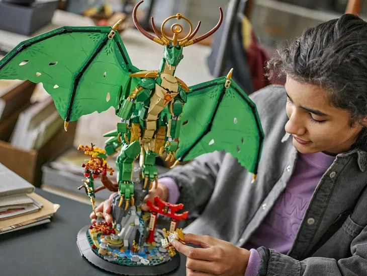 lego-ninjago-smok-straznik