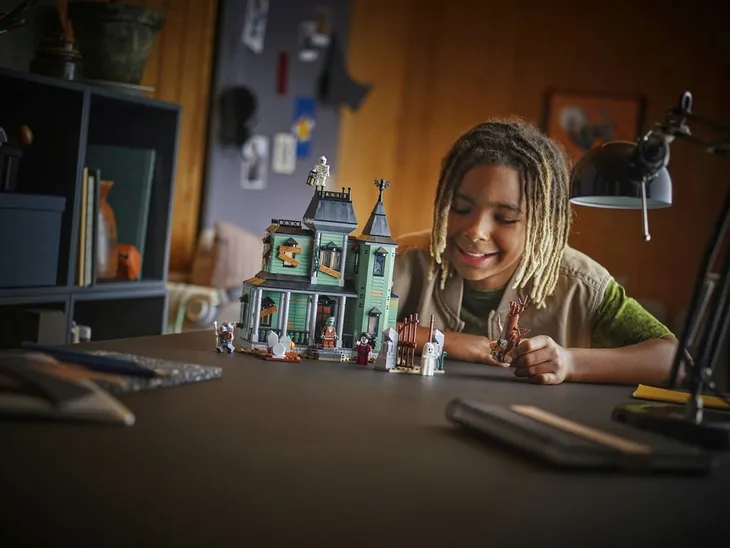lego-creator-nawiedzona-rezydencja