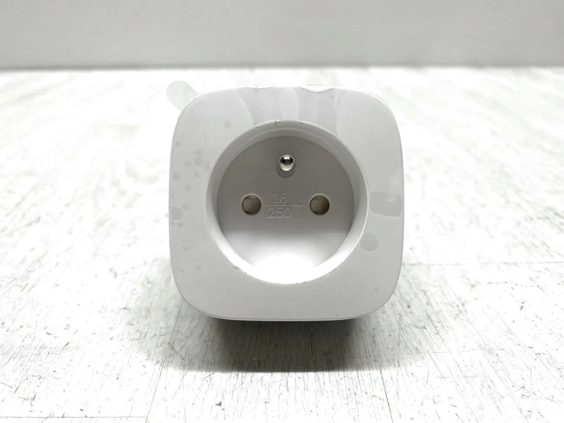 inteligentne-gniazdo-bosch-smart-home-8750001301