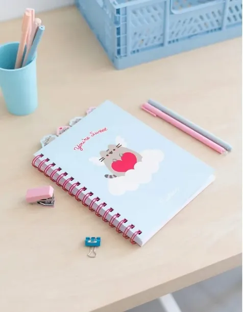 pusheen-notes-z-ozdobnymi-znacznikami-okladka-twarda