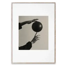 plakat-na-sciane-paper-collective-play-ii-czarno-bialy-70x100-cm