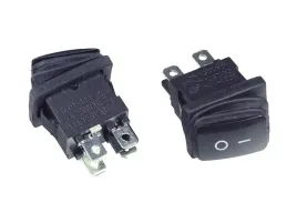 przelacznik-kolyskowy-kcd1-104-230v-ac-ip54-on-off-x5szt