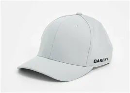 czapka-z-daszkiem-oakley-popielata-z-logo