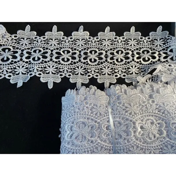 gipiura-b0401-biala-14cm-kolor-biel