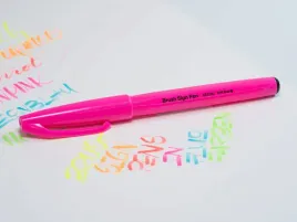 pisak-pedzelkowy-brush-sign-pen-ses15c-pentel-fluorescent-pink