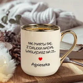 kubek-ze-zlotym-uchem-na-urodziny-dla-niej