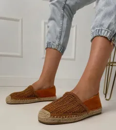 brazowe-espadryle-azurowe-na-platformie-plevis