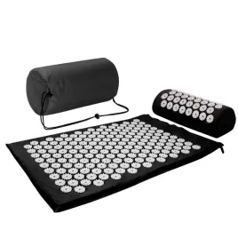 zestaw-masujacy-acurelax-pro-czarno-bialy-lagodzi-bole-karku-i-plecow