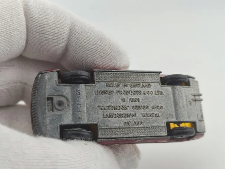 matchbox-lamborghini-marzal-unpainted-base-marka-matchbox