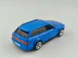 hot-wheels-94-audi-avant-rs2-stan-nowy