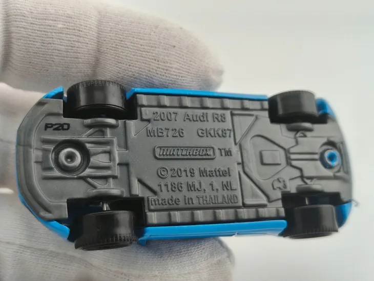 matchbox-2007-audi-r8-marka-matchbox