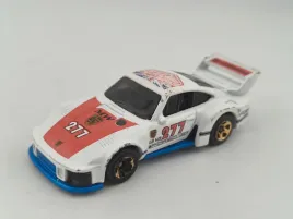 hot-wheels-porsche-935