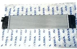 volvo-ex40-xc40-chlodnica-powietrza-dolot-intercooler-oe-31439780-32249933
