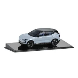 volvo-model-ex30-1-43-cloud-blue-oe-32251766