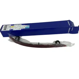 volvo-xc60-ii-odblask-zderzaka-tyl-tylny-prawy-oe-31656678