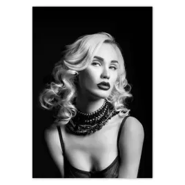 baner-70x100-kobieta-w-czerni-i-bieli