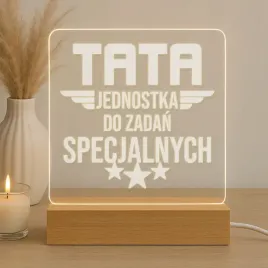 prezent-dla-taty-lampka-statuetka-led-tata-jednostka-do-zadan-specjalnych