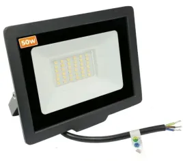 halogen-naswietlacz-lampa-led-50w-ip65-ekonomiczny