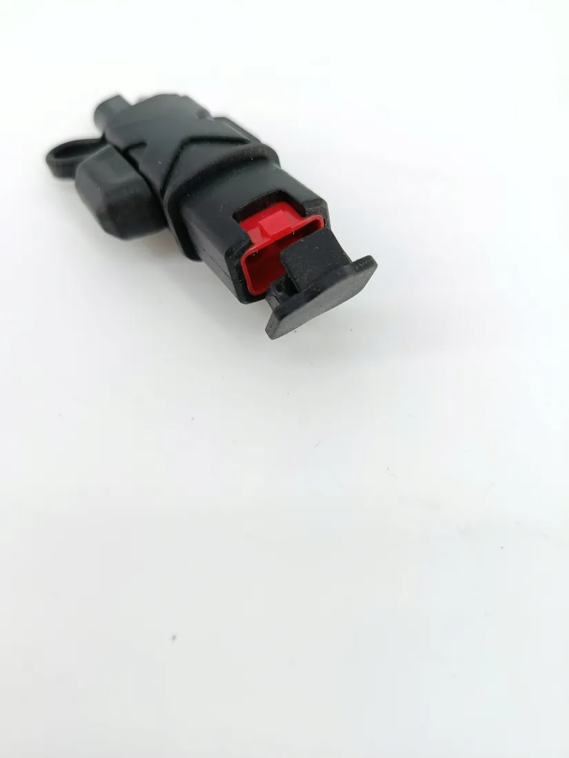 noco-gc009-adapter-sae-do-inteligentnych-ladowarek-akumulatorow