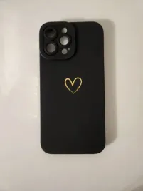 etui-silikonowe-do-iphone-13-pro-serce-czarny