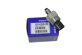 volvo-c30-c70-s40-v50-czujnik-cisnienia-oleju-24d