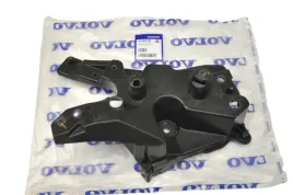 volvo-xc60-ii-lewe-mocowanie-wzmocnienie-blotnika