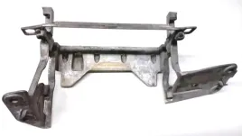 volvo-xc60-uchwyt-mocowanie-deski-rozdz-europa-oe-1286352
