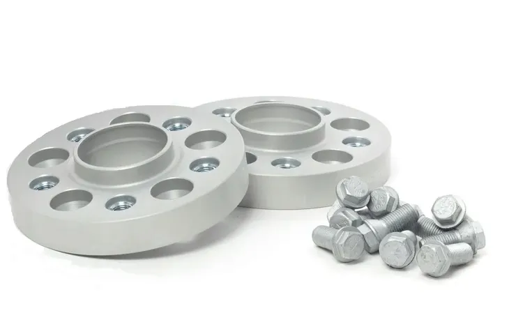 bmw-dystanse-przykrecane-30mm-5x120-725-2sztuki-e36-e39-e46-e60-e90-e91-waga-z-opakowaniem-1-2-kg