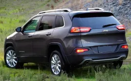 szyba-tylna-jeep-cherokee-kl-2019-tylna-ciemna