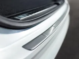 volvo-xc90-ii-listwa-nierdzewna-ochronna-zderzak-tyl