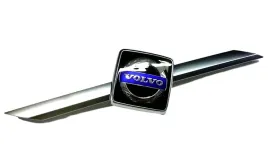 volvo-xc90-r-design-emblemat-na-grill-atrape-oe-30695666