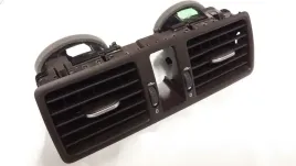 volvo-xc90-srodkowa-kratka-nawiewu-z-deski-rozdzie-39879172