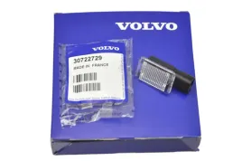 volvo-s60-v60-xc60-lampka-oswietlenia-kabiny-oe