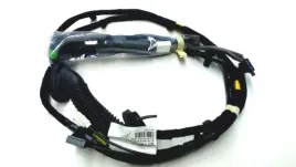 volvo-xc90-ii-wiazka-instalacyjna-tylnej-klapy-oe-31472047